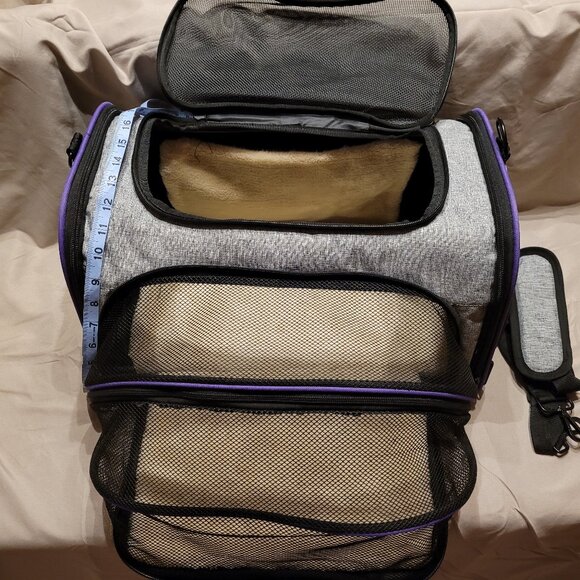 Small Collaspible Pet Carrier - Picture 5 of 10